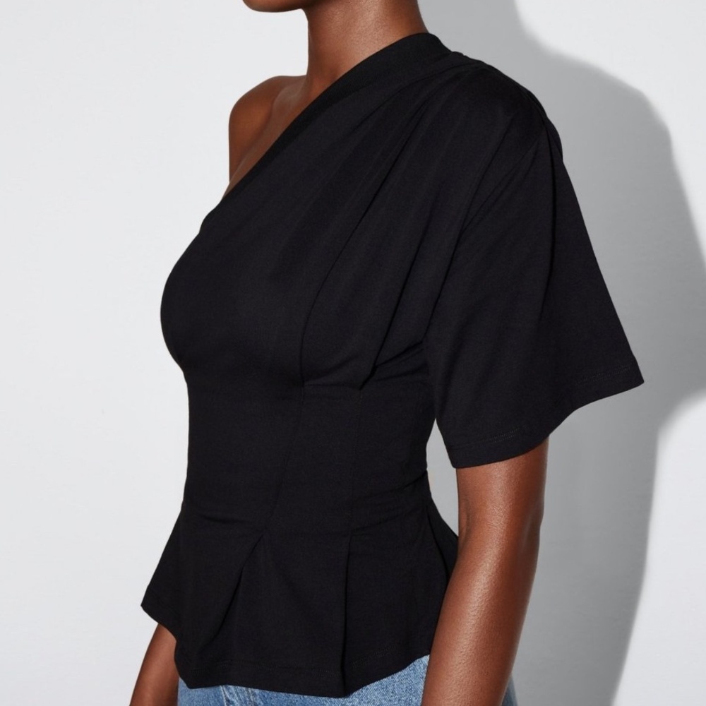 KHY ONE SHOULDER TAILORED CINCHING TEE SHIRT
